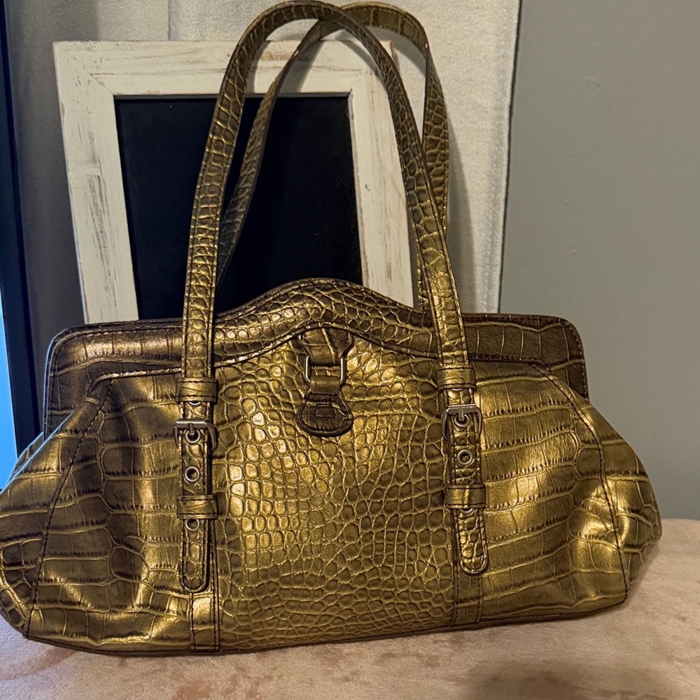 MX metallic goldEmbossed Shoulder Bag
